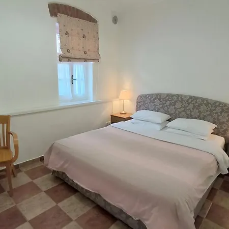 Venetula's - Avoketa Pensiune